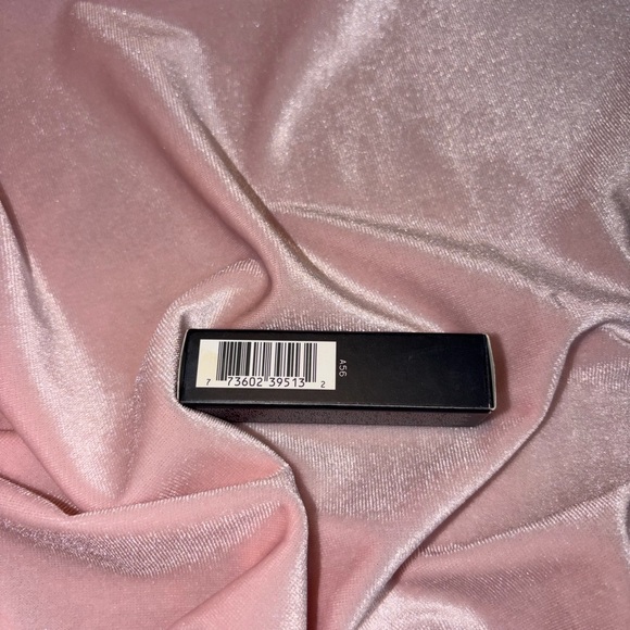 Brand New MAC Cosmetics Viva Glam Ariana Grande 2 Matte Lipstick - Picture 3 of 3